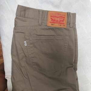 Levi Straus 505 Regular  40x32 Tan jeans